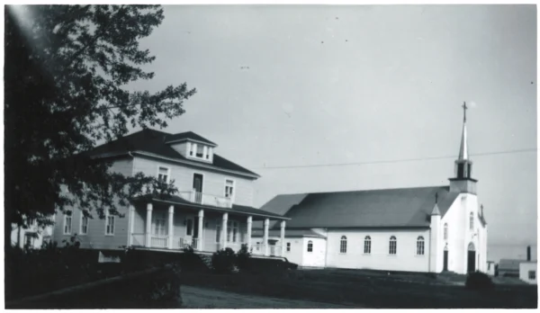 École St-Léon — église — Tags: église