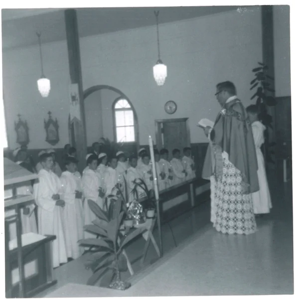 École St-Léon — école — Tags: école, église