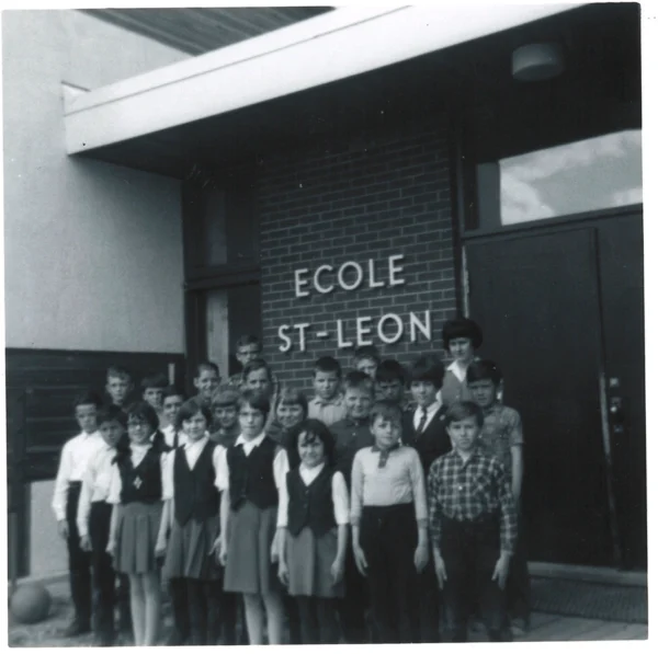 École St-Léon — Tags: école