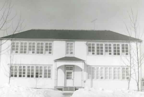 inconnu — école — Tags: école — Première école