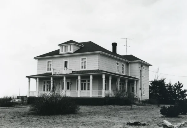 inconnu — maison — Tags: maison