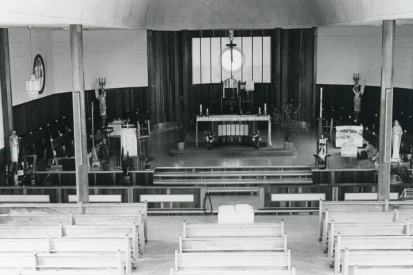 inconnu — église — Tags: église