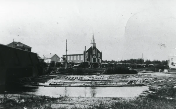 inconnu — rivière — Tags: rivière, église