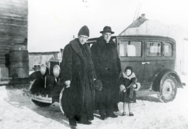 inconnu — voiture — Tags: voiture, portrait