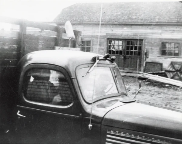 1942 — magasin — Tags: magasin — La boutique de forge de M. Joseph-Élie Bouchard, 1942, ensuite cinéma par M. Lemay,  ensuite M. Armand Lemieux avec menuiserie