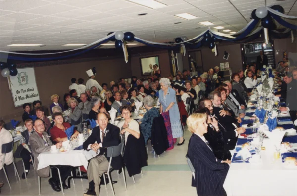 inconnu — 2000 — organisme — Tags: organisme — Festivité du 75e anniversaire de Labrecque