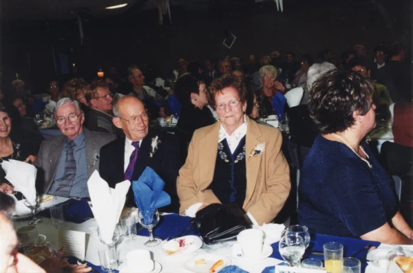 inconnu — 2000 — organisme — Tags: organisme — Festivités du 75e anniversaire