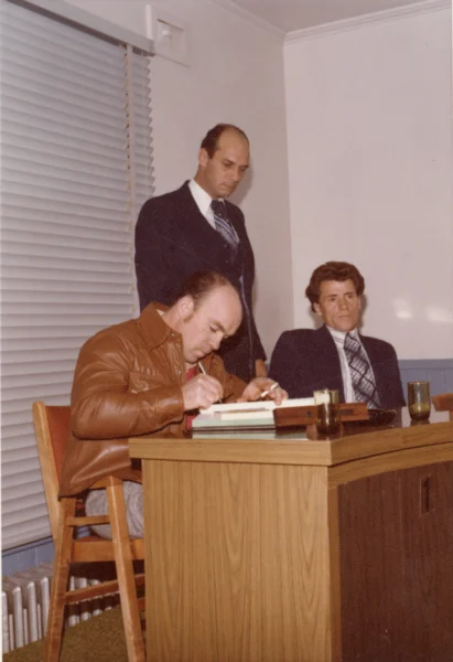 inconnu — 1976 — organisme — Tags: municipalité, organisme