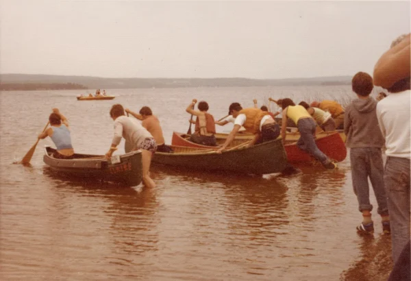 inconnu — 1976 — lac — Tags: 50e, lac