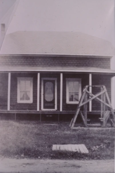 inconnu — maison — Tags: maison — M. Joseph Dionne