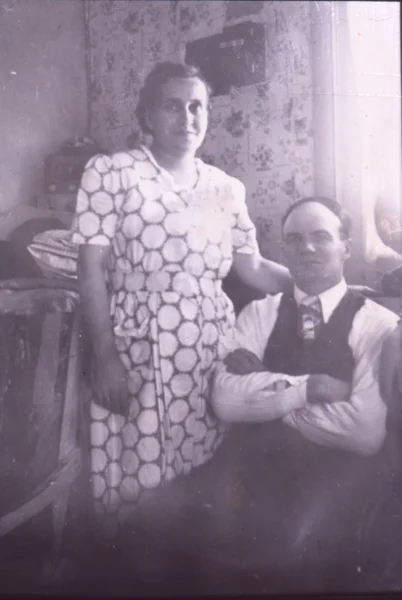 inconnu — couple — Tags: couple, famille, portrait