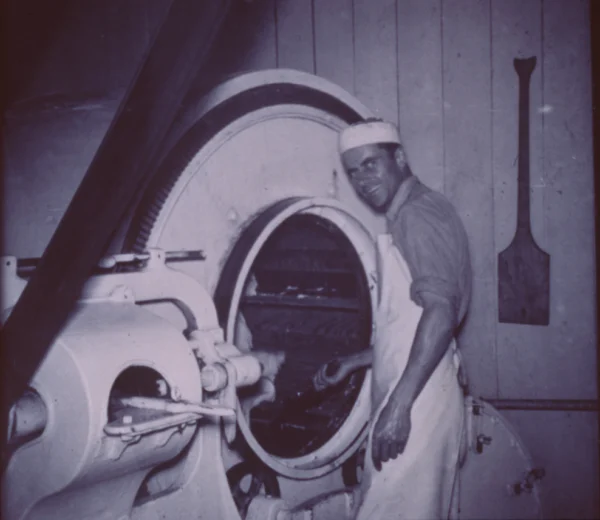 inconnu — magasin — Tags: magasin — À l\'intérieur de la fromagerie