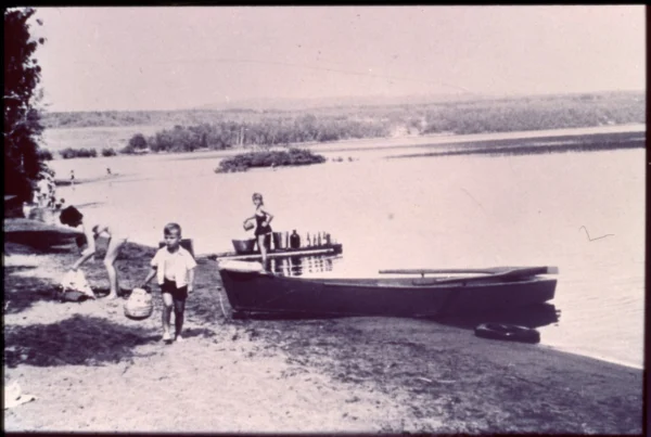 inconnu — lac — Tags: lac, camping