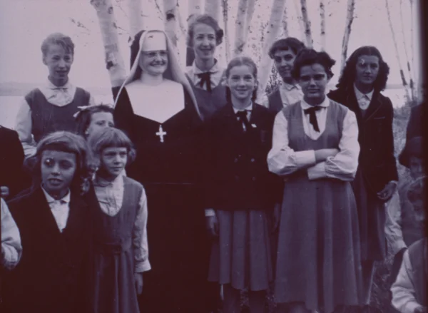 inconnu — église — Tags: école, église