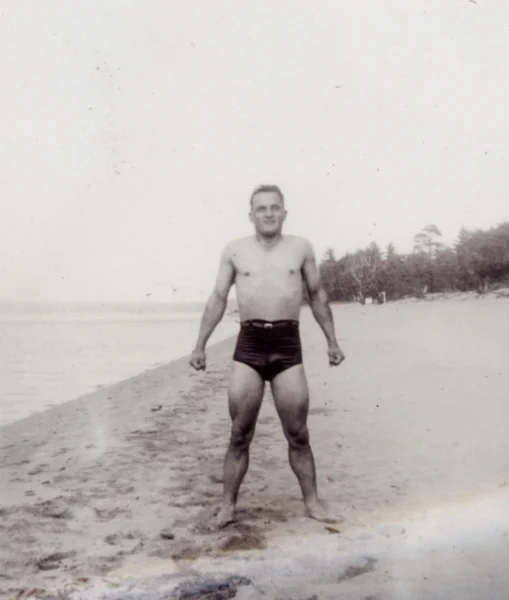 inconnu — lac — Tags: lac, plage