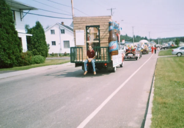 inconnu — Festival country — Tags: parade, festival country